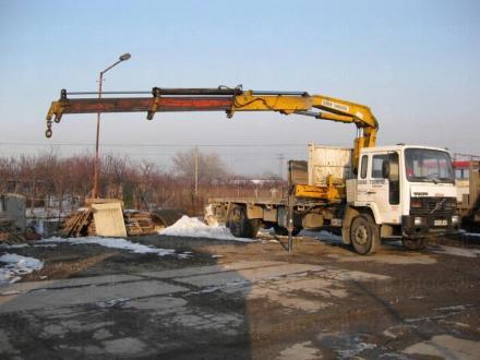 Бордови камиони с кран под наем в Пловдив - Техноконструкт ЕООД