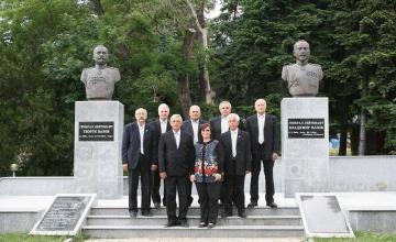 Мъжка вокална група