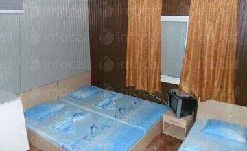 Нощувки в бунгала на море в Поморие - Далас Нощувки в бунгала на море в Поморие - Далас