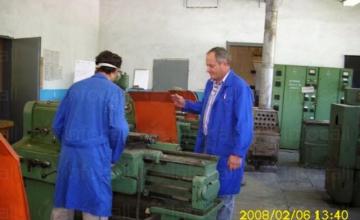 Специалност Машини и системи с ЦПУ Специалност Машини и системи с ЦПУ