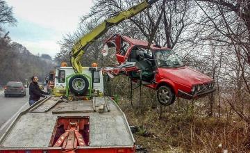 Транспортиране на аварирали автомобили в Добрич - Денонощна пътна помощ Добрич