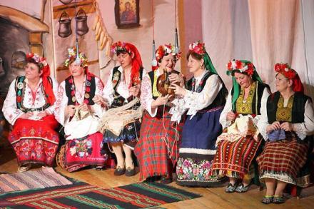 Ансамбли към НЧ Яна Лъскова 1905 Несебър - НЧ Яна Лъскова 1905 Несебър Ансамбли към НЧ Яна Лъскова 1905 Несебър - НЧ Яна Лъскова 1905 Несебър