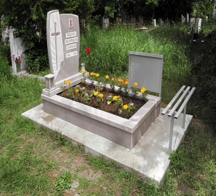 Търговия мемориални плочи - МОНЕВ 58 ЕТ