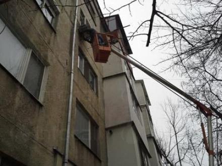 Услуги с автовишки до 14 м. в Търговище - Джаул ЕООД Услуги с автовишки до 14 м. в Търговище - Джаул ЕООД