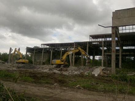 Заравняване на строителни площадки - Пас Комерс ЕООД Заравняване на строителни площадки - Пас Комерс ЕООД
